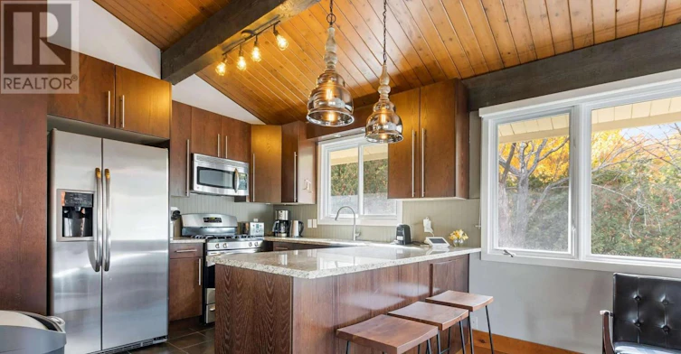 156 Chamonix Crescent, Blue Mountains, ON, L9Y 0S7 - 9