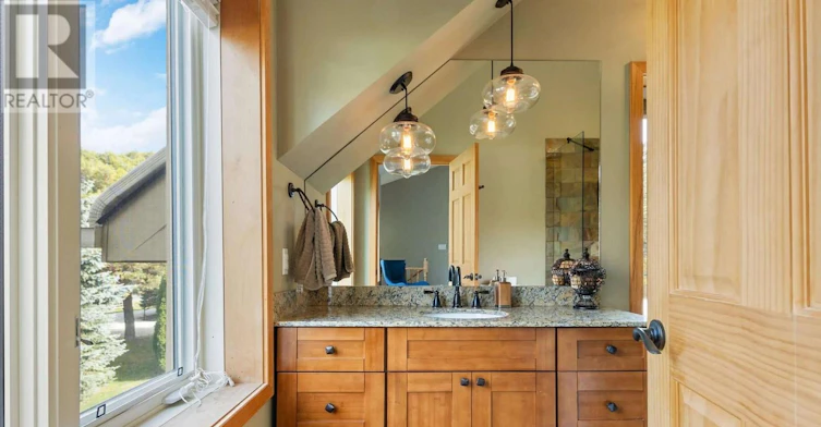 156 Chamonix Crescent, Blue Mountains, ON, L9Y 0S7 - 25