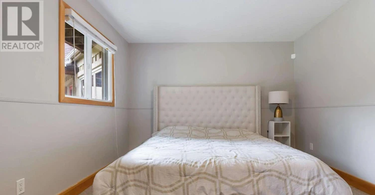 156 Chamonix Crescent, Blue Mountains, ON, L9Y 0S7 - 20