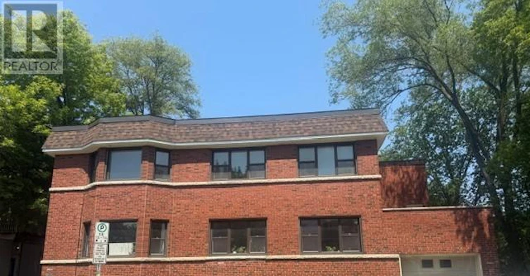 2-379 Stewart Street, Ottawa, ON, K1N 6K9