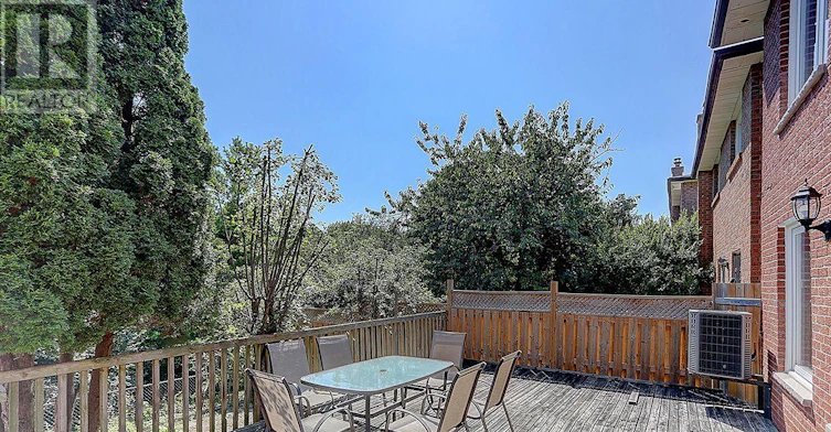 GROUND-31 Boyne Highland Court, Vaughan, ON, L4K 1K4 - 11