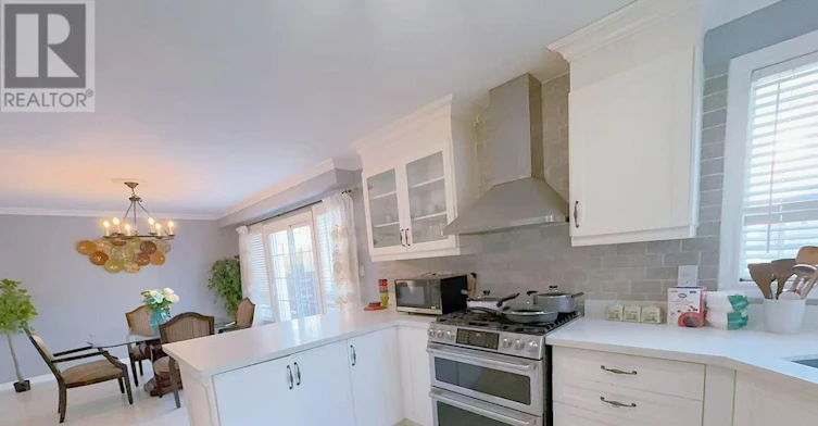 UPPER-193 Dean Burton Lane, Newmarket, ON, L3X 3C4 - 4