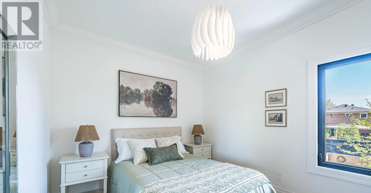 369 Pacific Avenue, Toronto, ON, M6P 2R2 - 21