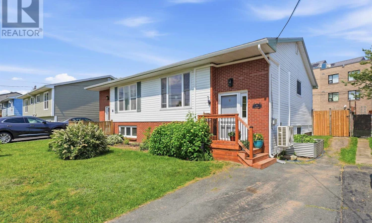 15 Circassion Drive