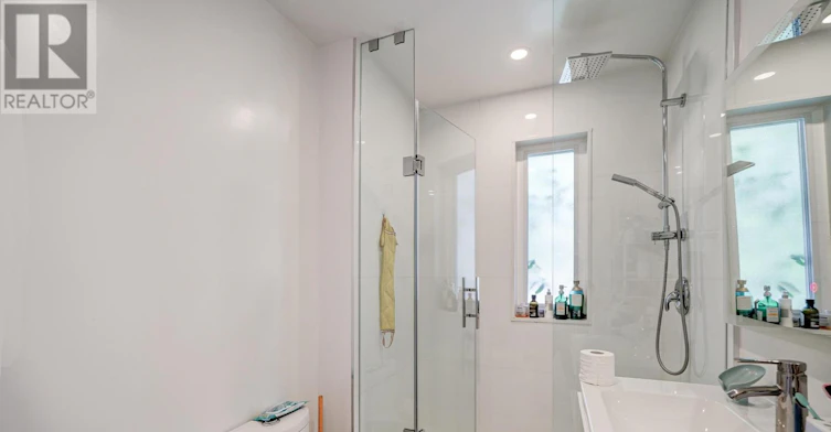 MAIN FL-203 Norfolk Avenue, Richmond Hill, ON, L4C 2E1 - 20