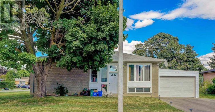 MAIN FL-203 Norfolk Avenue, Richmond Hill, ON, L4C 2E1 - 2