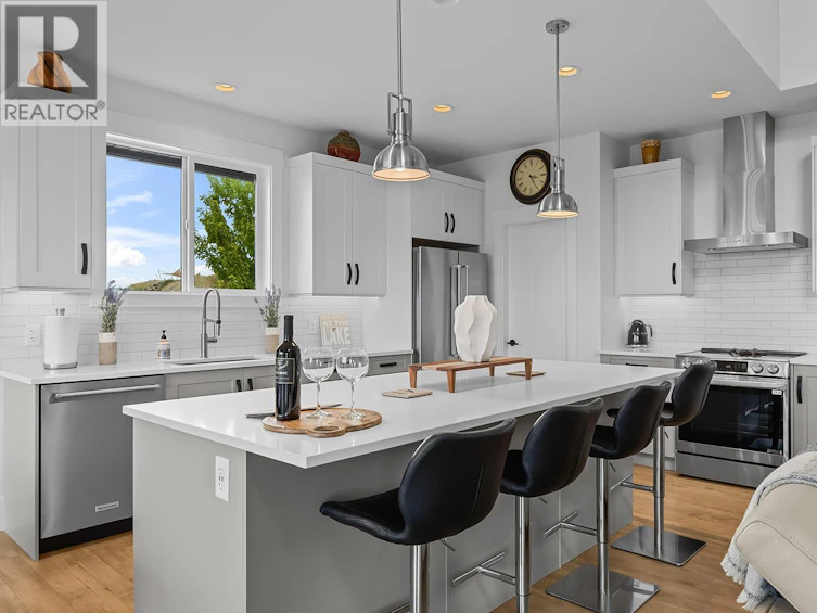 243 Grange Drive, Vernon, BC, V1H 2M1 - 10