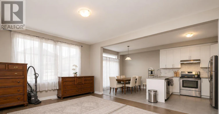 707 Samantha Eastop Avenue, Ottawa, ON, K2S 2A9 - 9