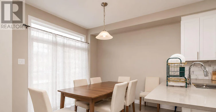 707 Samantha Eastop Avenue, Ottawa, ON, K2S 2A9 - 11