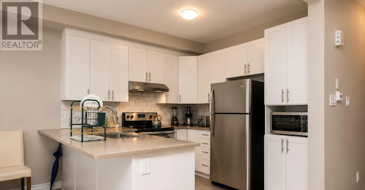 707 Samantha Eastop Avenue, Ottawa, ON, K2S 2A9 - 14