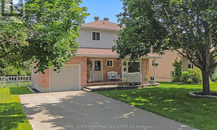 14 Treelawn Boulevard