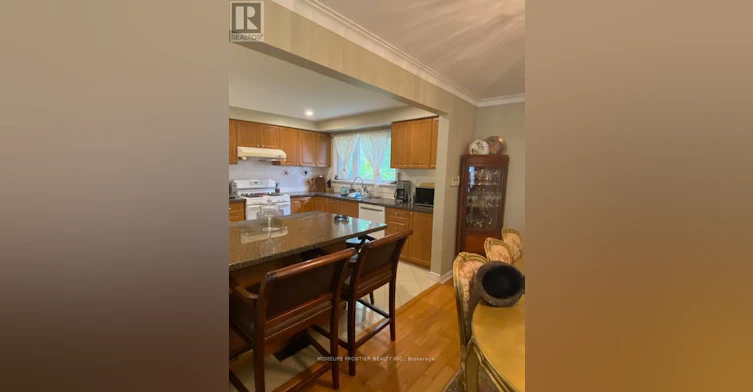 3 Donna Court, Toronto, ON, M2M 2C9 - 9