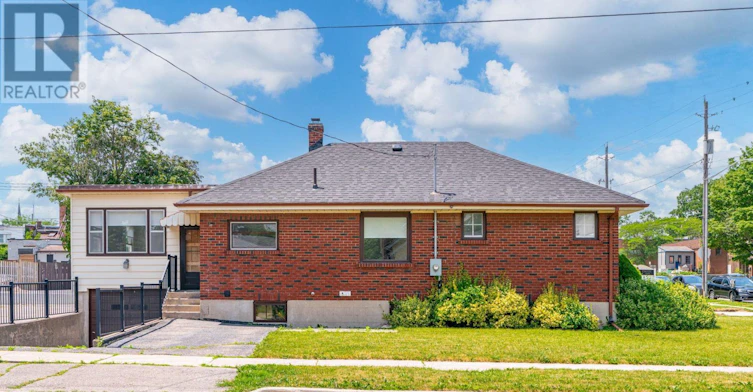 133 Mary Street E, Whitby, ON, L1N 2P3 - 36