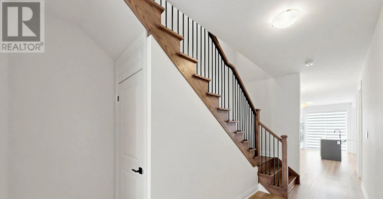 1761 Mineral Springs Way, Pickering, ON, L1X 0T5 - 13