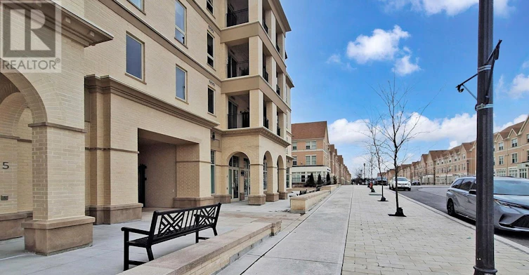 313-101 Cathedral High Street S, Markham, ON, L6C 3L8 - 45