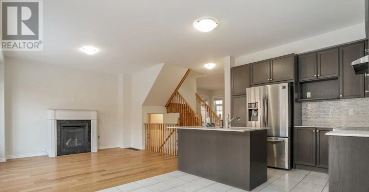UPPER LEVEL-38 Dolobram Trail, Brampton, ON, L7Z 4Y3 - 7
