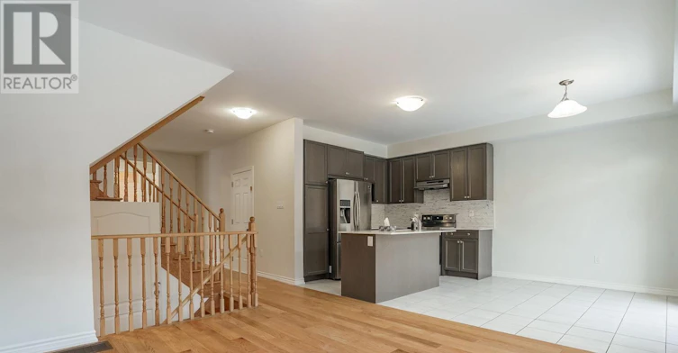 UPPER LEVEL-38 Dolobram Trail, Brampton, ON, L7Z 4Y3 - 6
