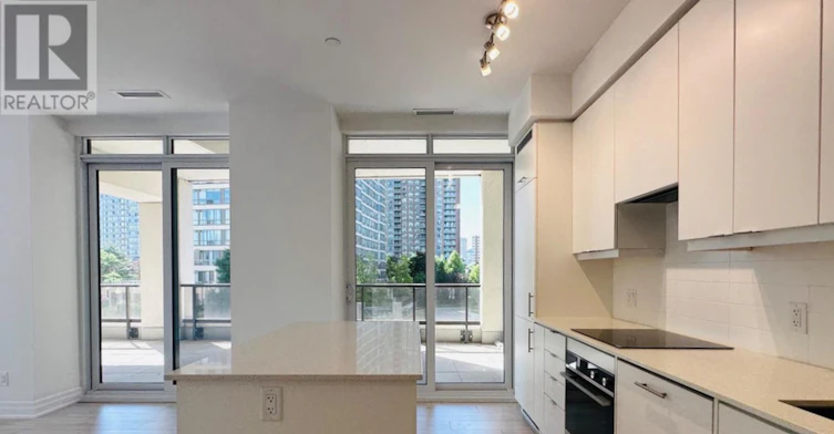 210-30 Elm Drive W, Mississauga, ON, L5B 0N6 - 7