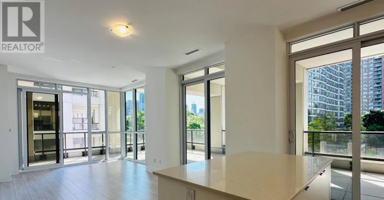 210-30 Elm Drive W, Mississauga, ON, L5B 0N6 - 8