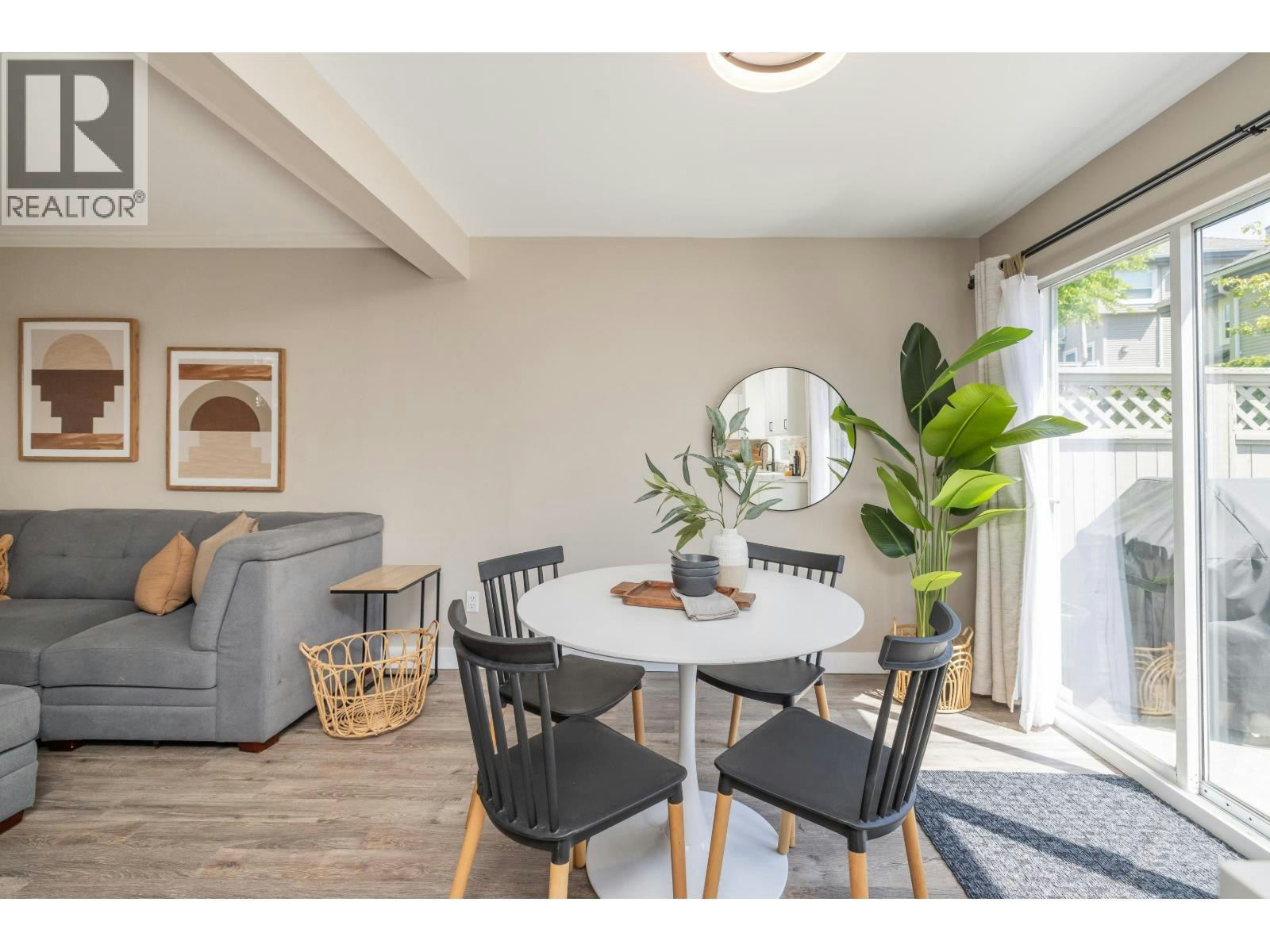 863 Roche Point Drive, North Vancouver, BC, V7H 2W5