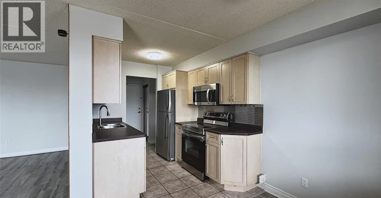 2208-150 Park Street West, Windsor, ON, N9A 7A2 - 8