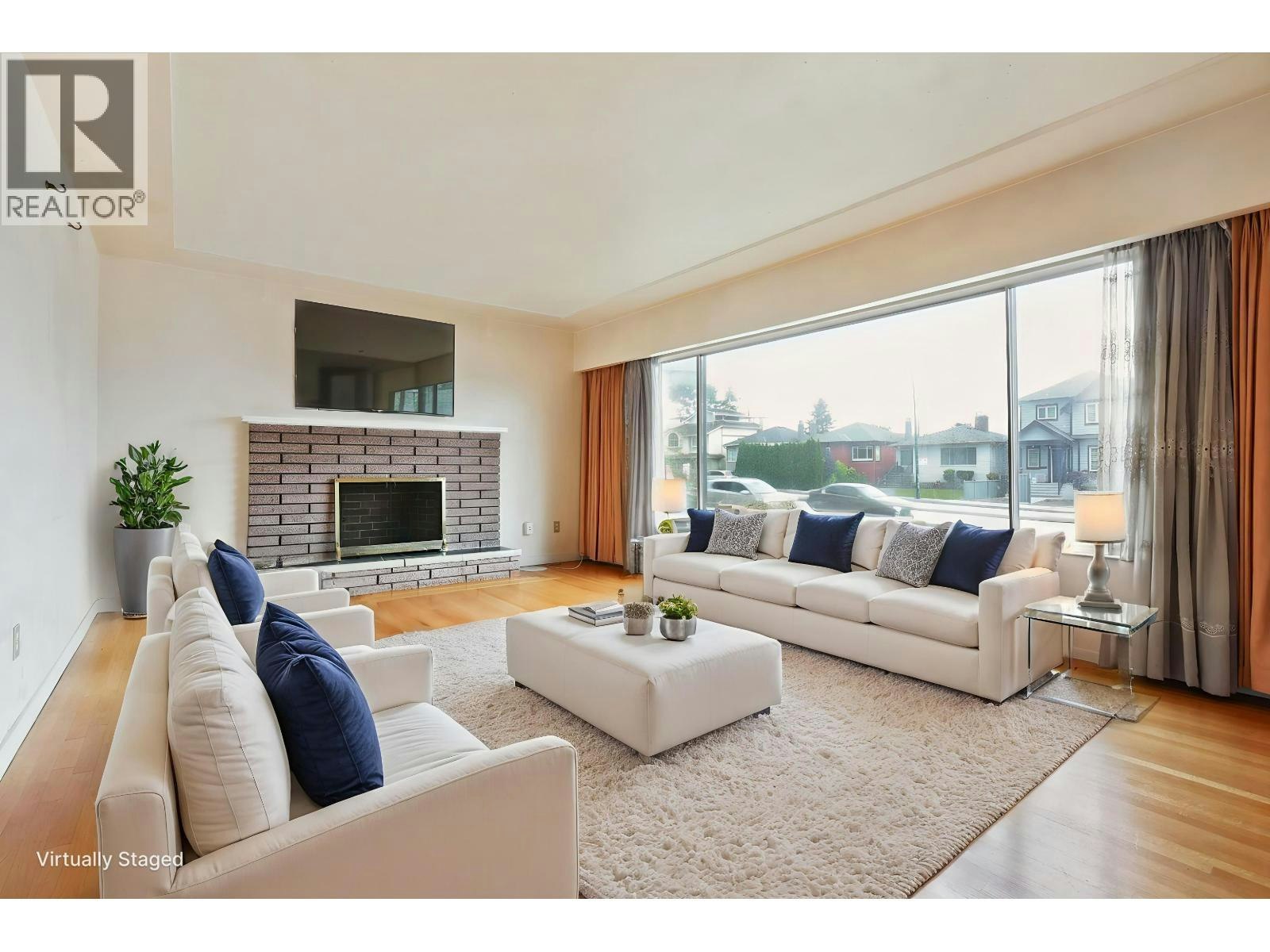 2894 Mcgill Street, Vancouver, BC, V5K 1H6