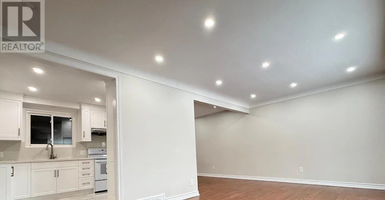 UPPER-4383 Petrie Court, Niagara Falls, ON, L2E 6L8 - 2