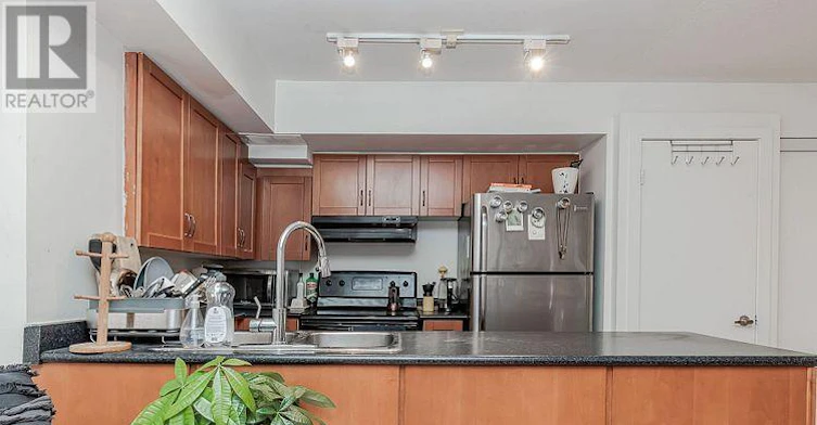 202-21 Earl Street, Toronto, ON, M4Y 1M4 - 5