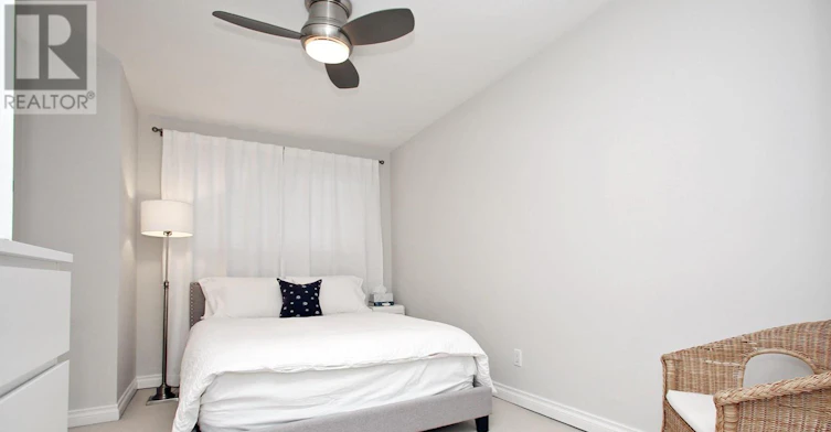 12-50 Battenberg Avenue, Toronto, ON, M4L 1J8 - 19