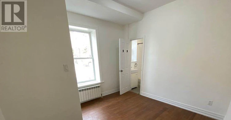 104-1 Triller Avenue, Toronto, ON, M6K 3B7 - 3