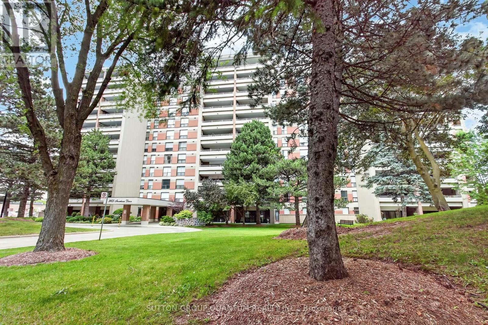 504-965 Inverhouse Drive, Mississauga, ON, L5J 4B4