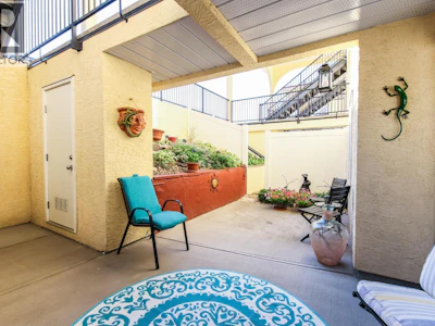 29-9107 62nd Avenue - 2