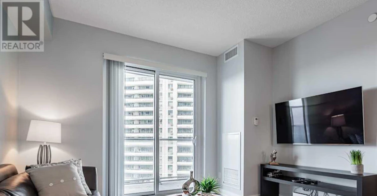 612-5180 Yonge Street, Toronto, ON, M2N 5P6 - 2