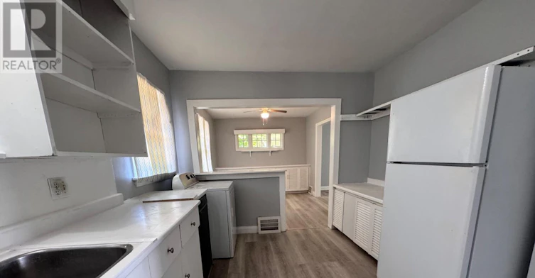 UPPER-46 Plains Road, Burlington, ON, L7T 2B9 - 8