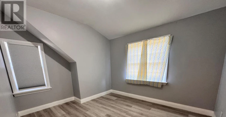 UPPER-46 Plains Road, Burlington, ON, L7T 2B9 - 14