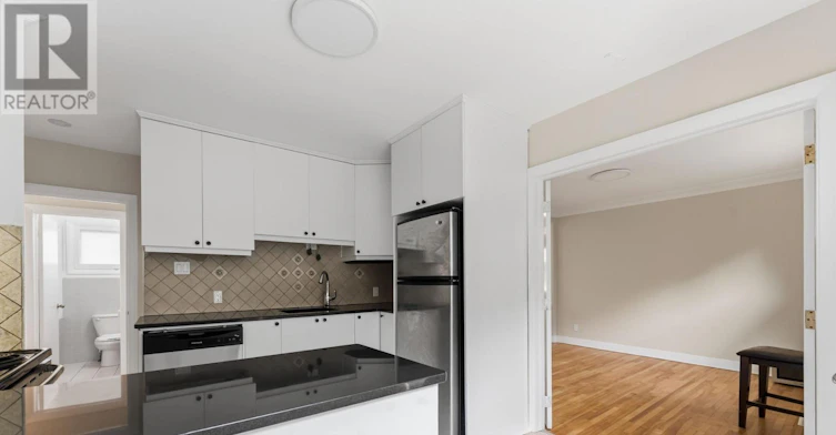 1873 Fairbanks Avenue, Ottawa, ON, K1H 5X6 - 12