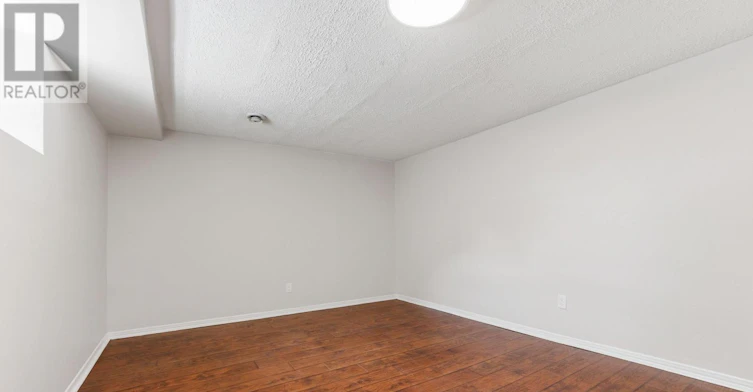 1873 Fairbanks Avenue, Ottawa, ON, K1H 5X6 - 30