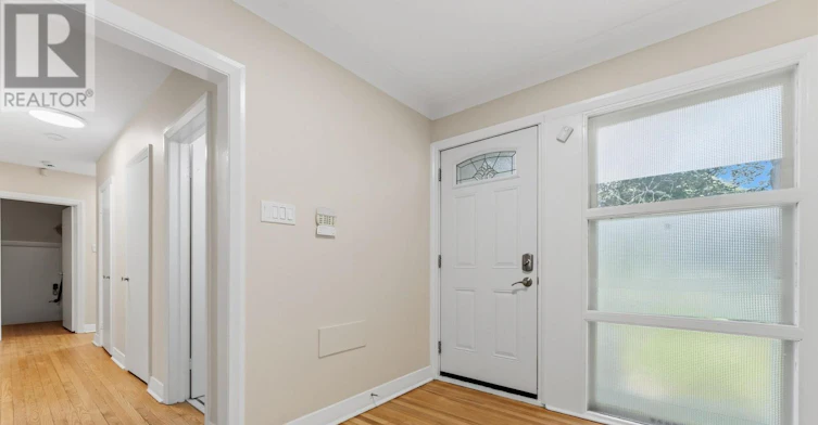 1873 Fairbanks Avenue, Ottawa, ON, K1H 5X6 - 2