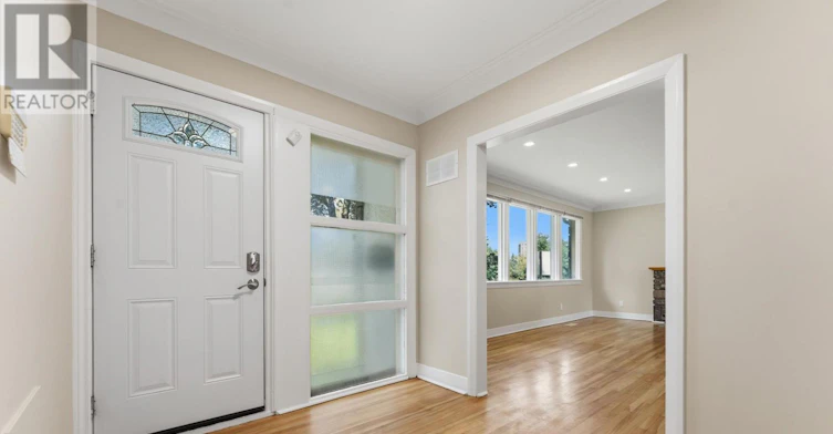 1873 Fairbanks Avenue, Ottawa, ON, K1H 5X6 - 3
