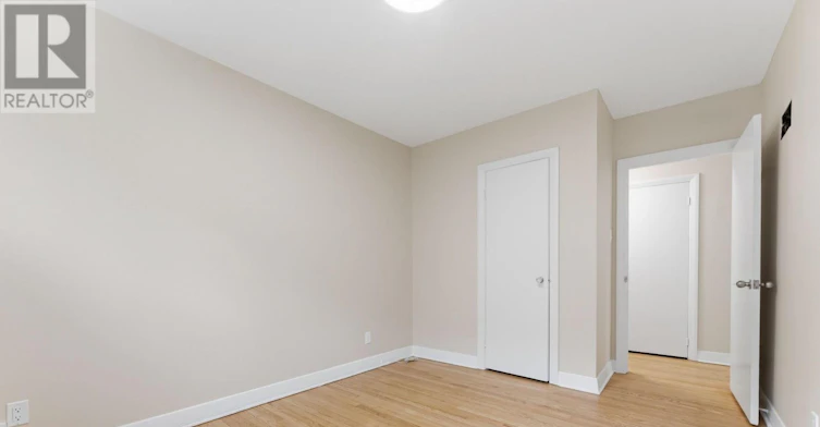 1873 Fairbanks Avenue, Ottawa, ON, K1H 5X6 - 15