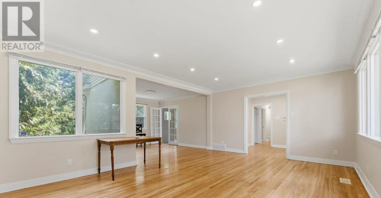 1873 Fairbanks Avenue, Ottawa, ON, K1H 5X6 - 7