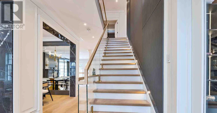 230 Dunvegan Road, Toronto, ON, M5P 2P2 - 32