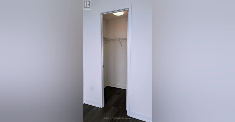 3008-3900 Confederation Parkway, Mississauga, ON, L5B 0M3 - 9