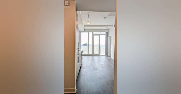3008-3900 Confederation Parkway, Mississauga, ON, L5B 0M3 - 4