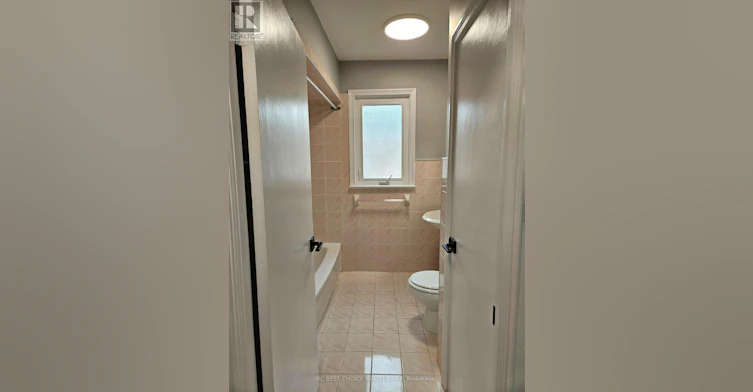 MAIN-45 Mayall Avenue, Toronto, ON, M3L 1E7 - 16