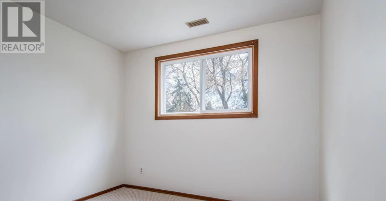 LOWER-374 Southill Drive, Kitchener, ON, N2A 2R1 - 10