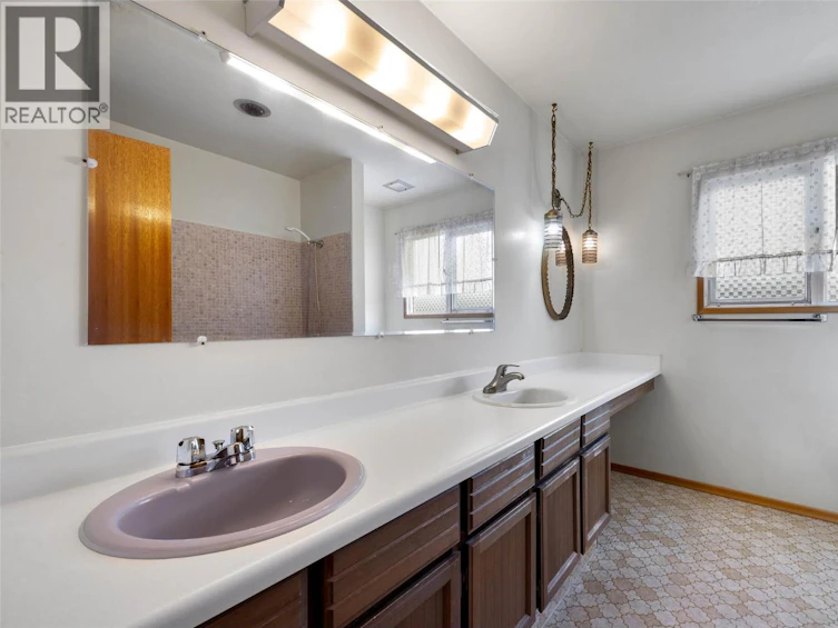 650 13th Avenue, Kamloops, BC, V2C 3Y9 - 23