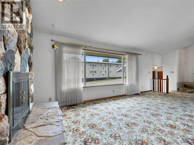 650 13th Avenue, Kamloops, BC, V2C 3Y9 - 5