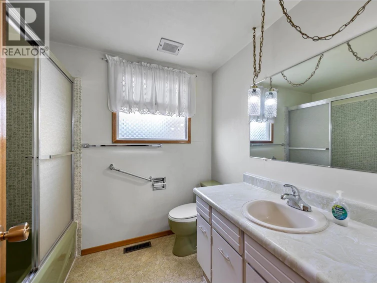650 13th Avenue, Kamloops, BC, V2C 3Y9 - 18