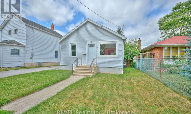 9 Colborne Street